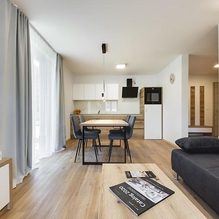 Chic Apartments With Finnish Sauna And Jacuzzi Kranjska Gora Exterior foto