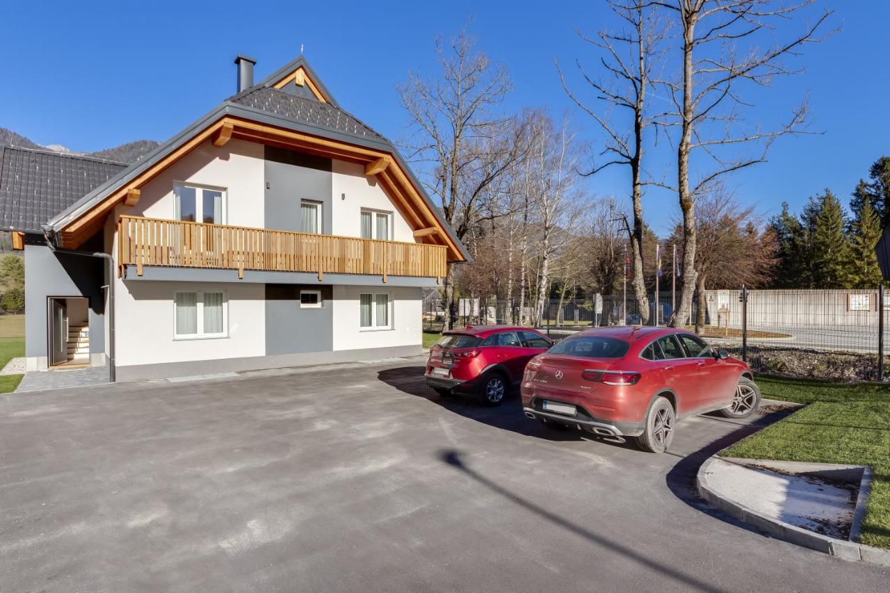 Chic Apartments With Finnish Sauna And Jacuzzi Kranjska Gora Exterior foto