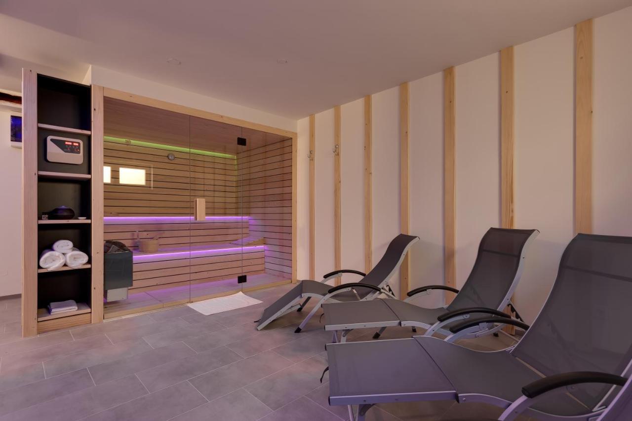 Chic Apartments With Finnish Sauna And Jacuzzi Kranjska Gora Exterior foto