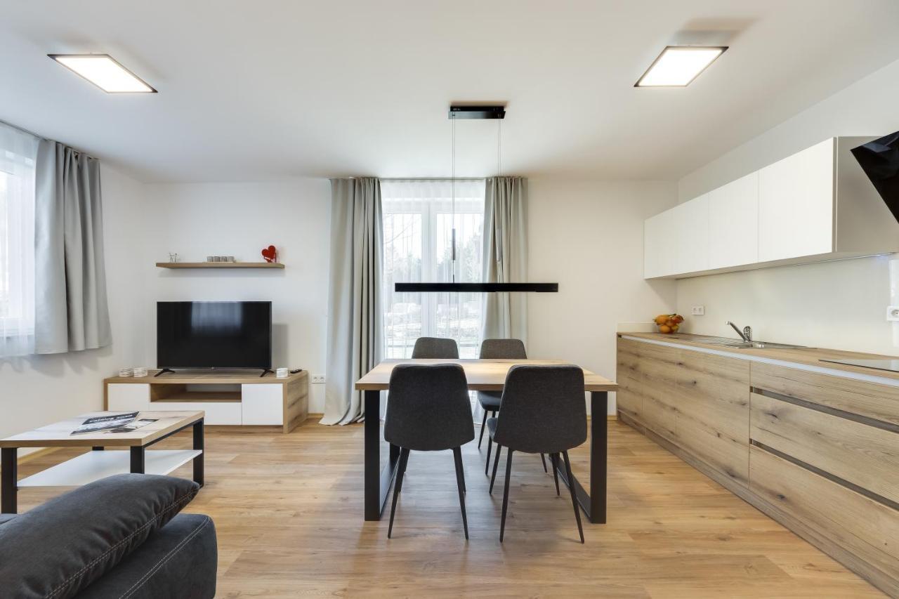 Chic Apartments With Finnish Sauna And Jacuzzi Kranjska Gora Exterior foto